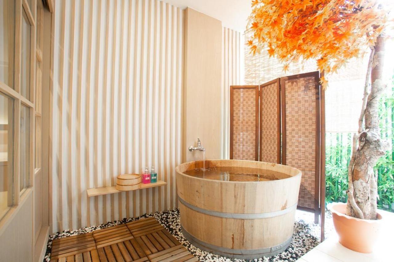 Baan Kashiwaya Hotel Bangkok Bagian luar foto